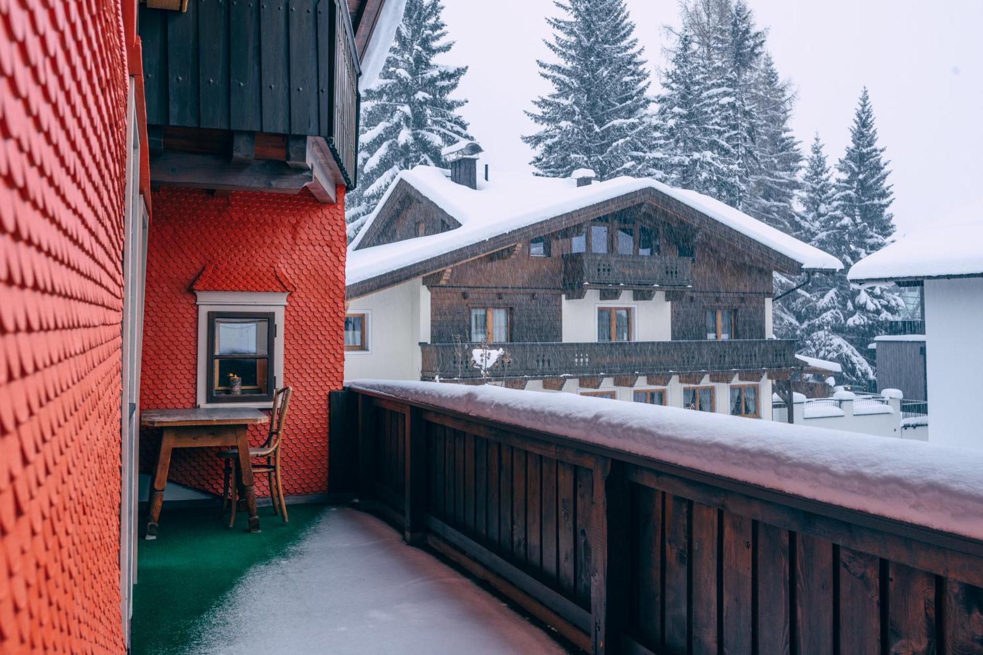Haus Richard Falch - Inklusive Kostenloser Premium-Sommerkarte Sankt Anton am Arlberg Luaran gambar